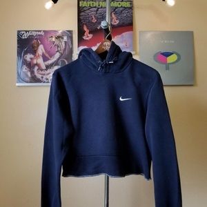 Custom navy and white cropped Nike hoodie.